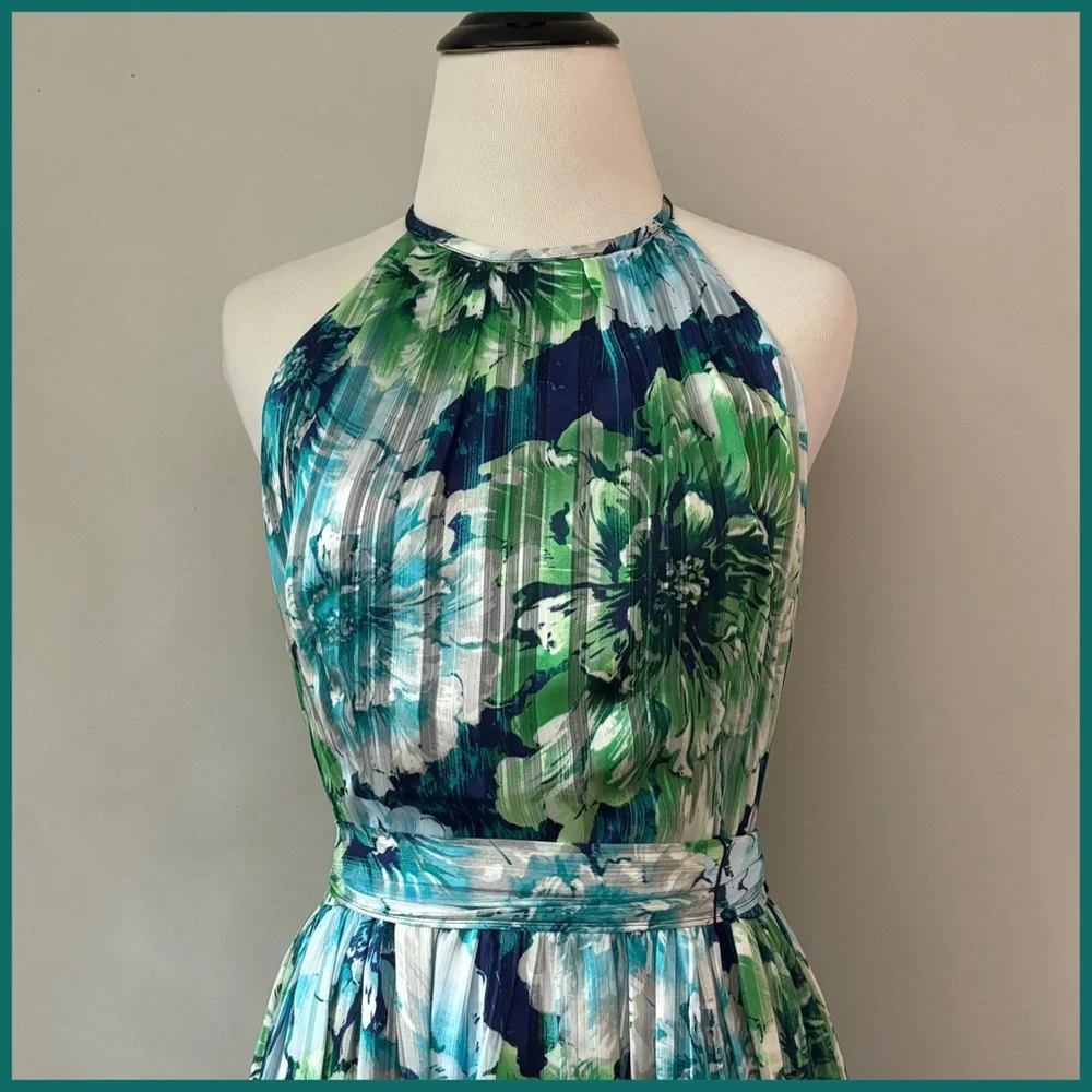 Floral Dress - Picture 5 of 5